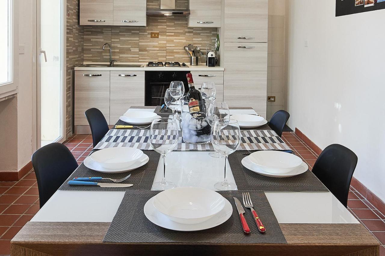 ✦ Garden House In Centro - Free Parking ✦ Apartment ลีวอร์โน ภายนอก รูปภาพ
